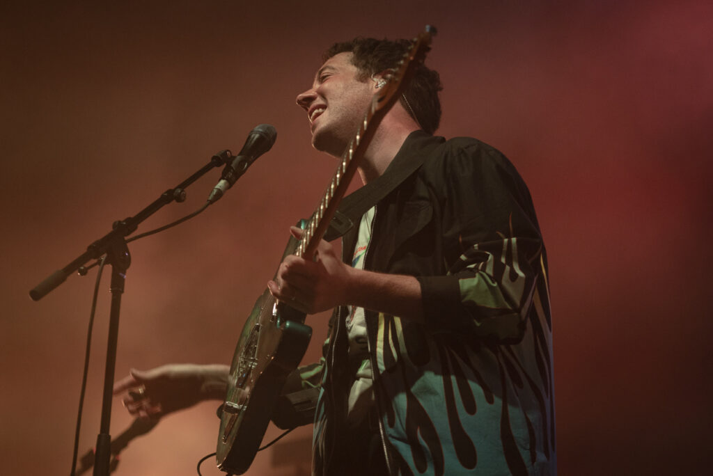 Twist Your Tongue for English Pronunciation: Fun with Tongue Twisters!